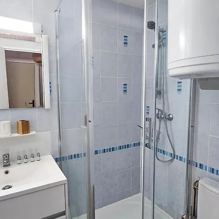 Apartmán F2 Chic 100 M De La Balcon Sud Ouest
